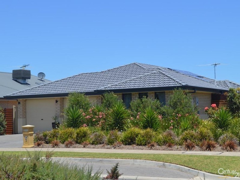 2 Casuarina Avenue, Aldinga Beach SA 5173