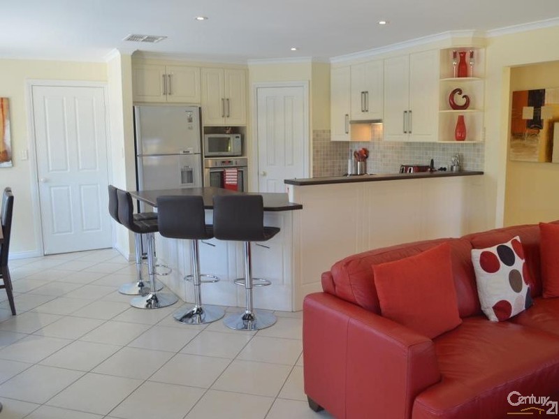 2 Casuarina Avenue, Aldinga Beach SA 5173