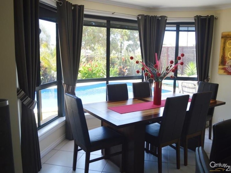 2 Casuarina Avenue, Aldinga Beach SA 5173