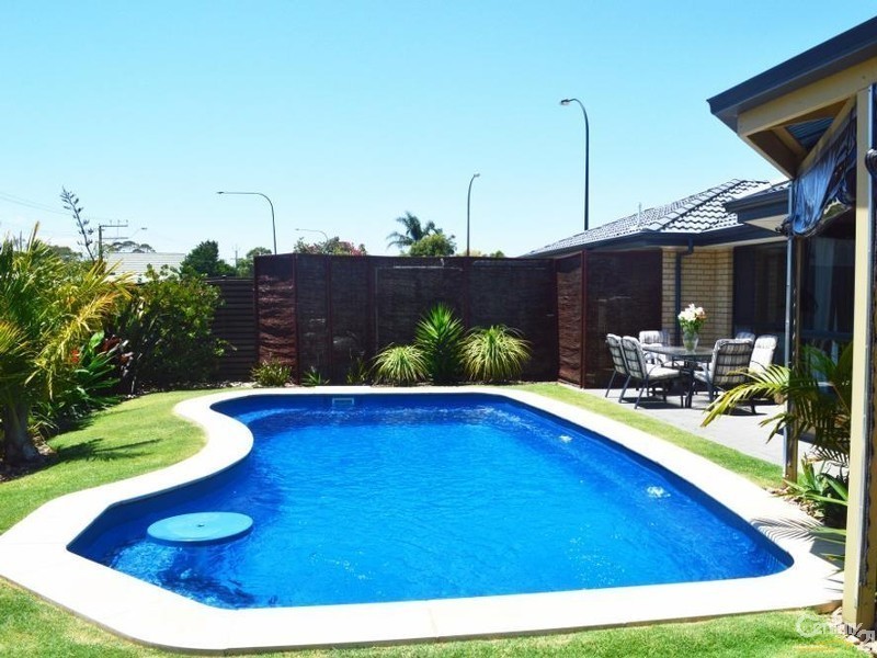 2 Casuarina Avenue, Aldinga Beach SA 5173