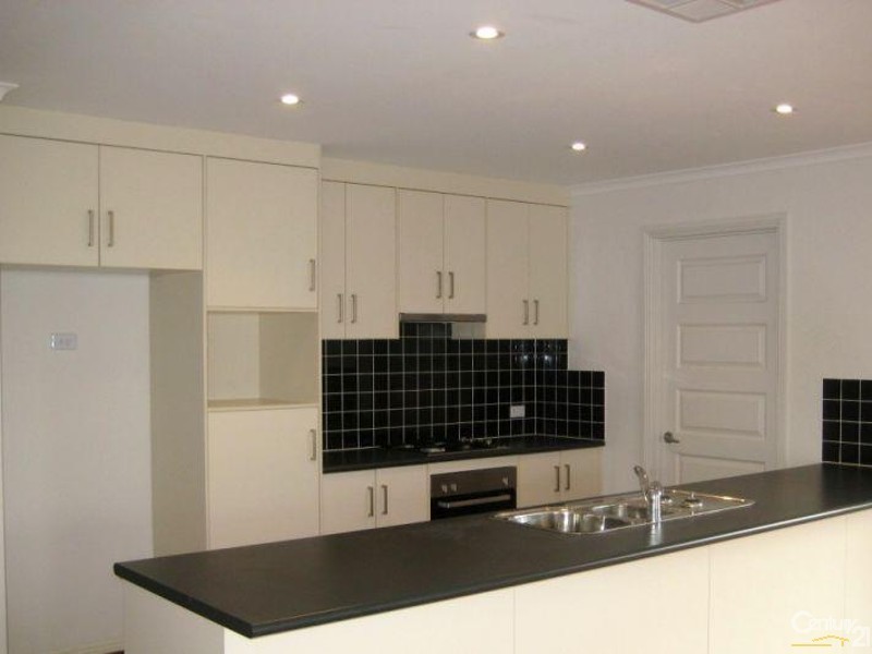 24 Deck Crescent, Seaford Meadows SA 5169