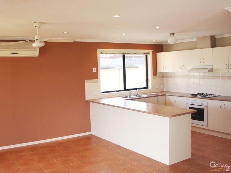 72 Pridham Bouelvard, Aldinga Beach SA 5173