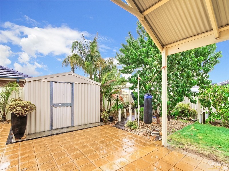72 Pridham Bouelvard, Aldinga Beach SA 5173