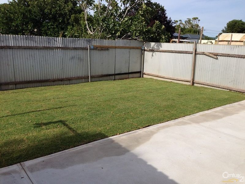 10 Oakley Crescent, Aldinga Beach SA 5173