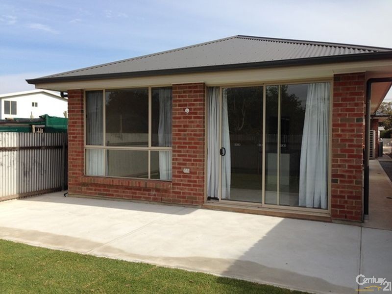 10 Oakley Crescent, Aldinga Beach SA 5173