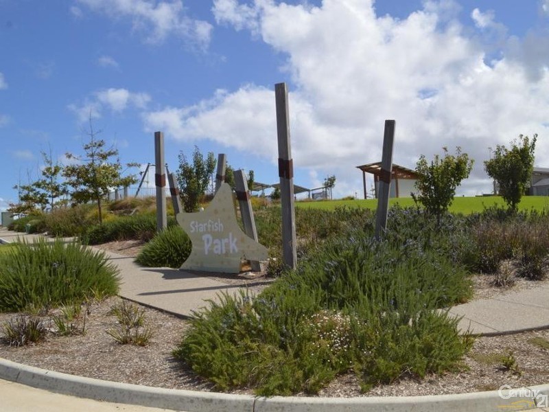 5 Aquamarine Boulevard, Hayborough SA 5211