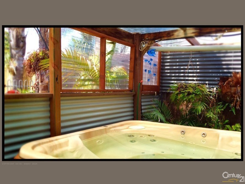 4 Stark Street, Aldinga Beach SA 5173