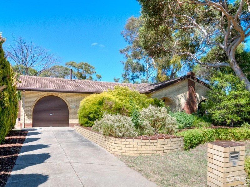 2 Platina Court, Flagstaff Hill SA 5159