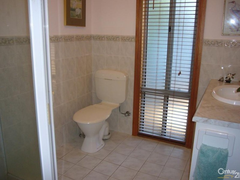 16 Treasure Street, Aldinga Beach SA 5173