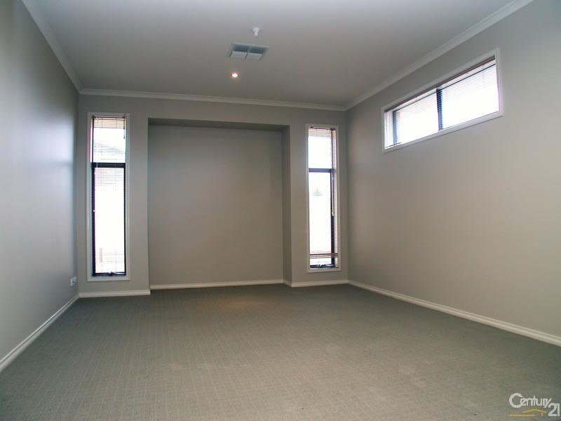 18 Basin Street, Aldinga Beach SA 5173