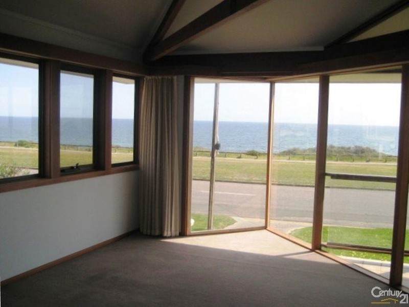 56a Esplanade, Port Willunga SA 5173