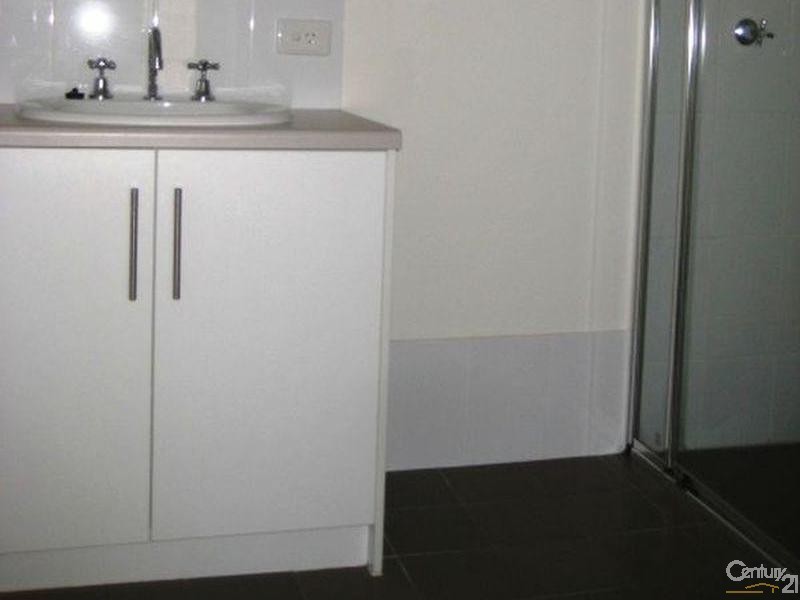 8 John Street, Aldinga Beach SA 5173