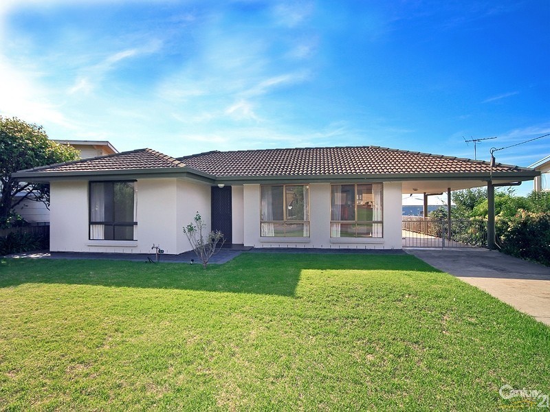 18 Passatt Street, Encounter Bay SA 5211