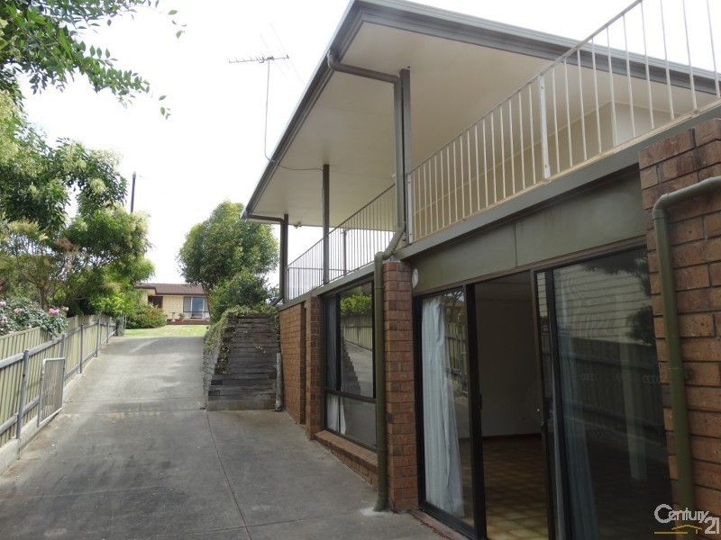 18 Passatt Street, Encounter Bay SA 5211