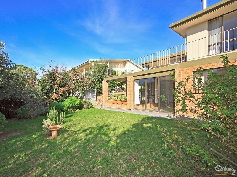 18 Passatt Street, Encounter Bay SA 5211