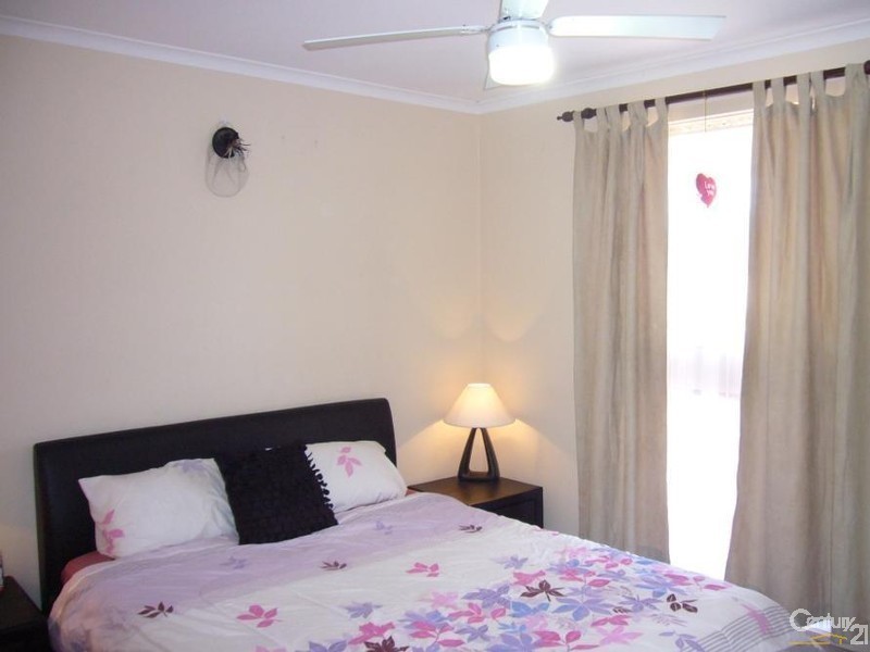 2/9 Quinliven Road, Port Willunga SA 5173