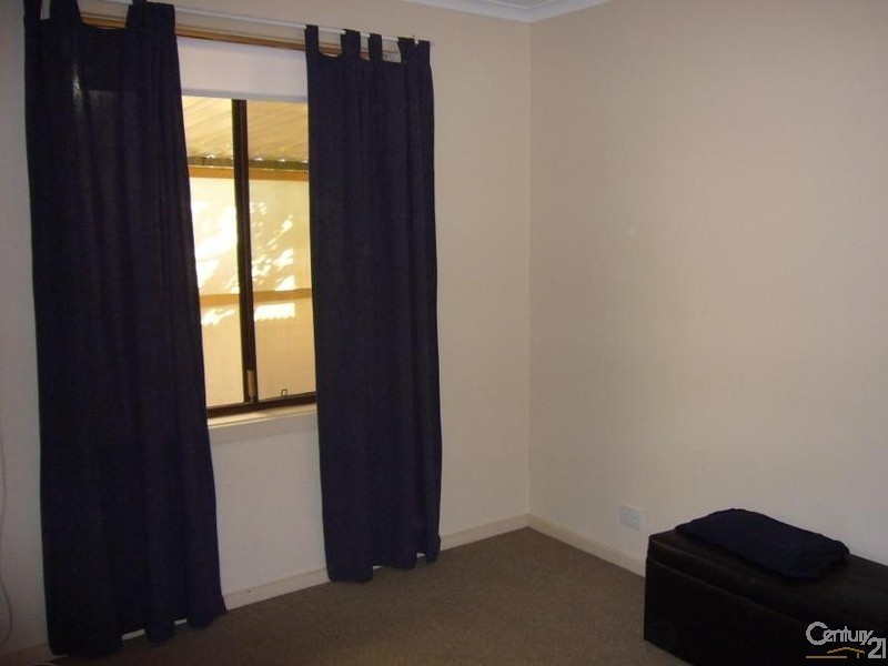 2/9 Quinliven Road, Port Willunga SA 5173