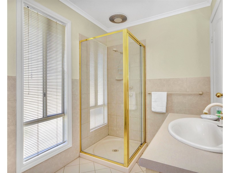 4 Thomas Street, Aldinga Beach SA 5173