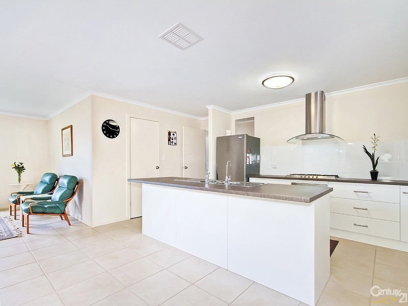 30 Seaview Street, Aldinga Beach SA 5173