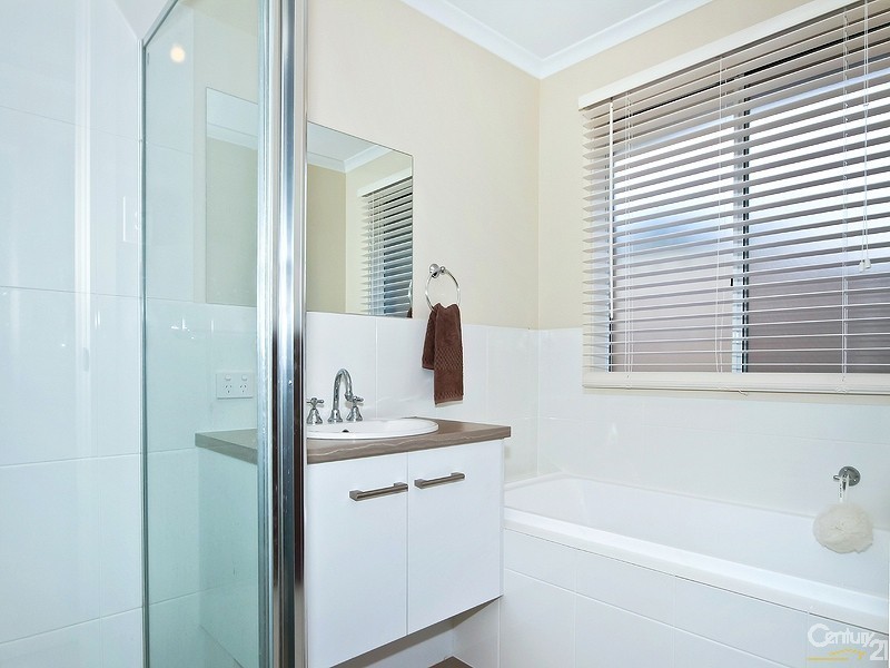 30 Seaview Street, Aldinga Beach SA 5173