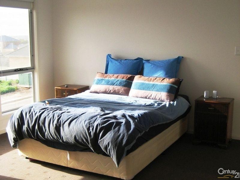 14 Milford Avenue, Sellicks Beach SA 5174