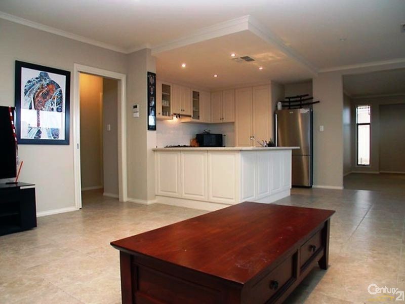 18 Basin Street, Aldinga Beach SA 5173