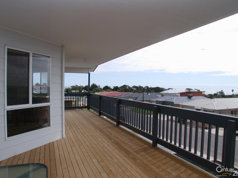 12 Caronia Cove, Sellicks Beach SA 5174