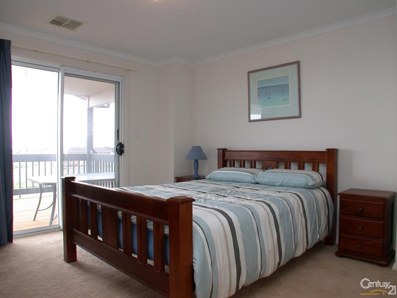 12 Caronia Cove, Sellicks Beach SA 5174