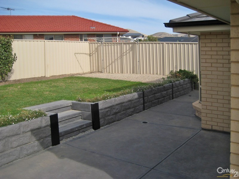 14 Oriana Drive, Sellicks Beach SA 5174