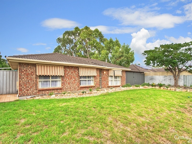 7 Greenlees Parade, Aldinga Beach SA 5173