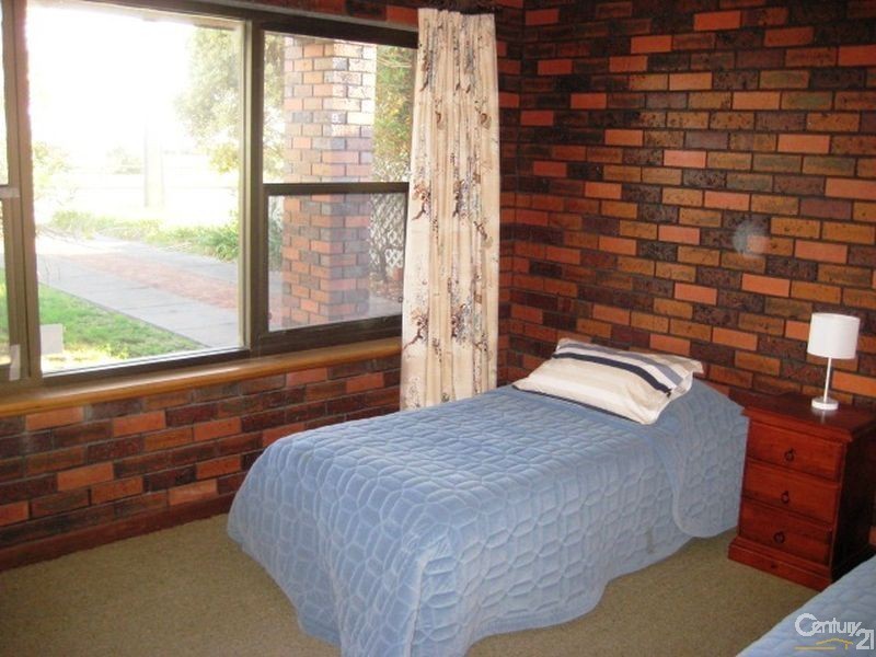 93 Esplanade, Aldinga Beach SA 5173
