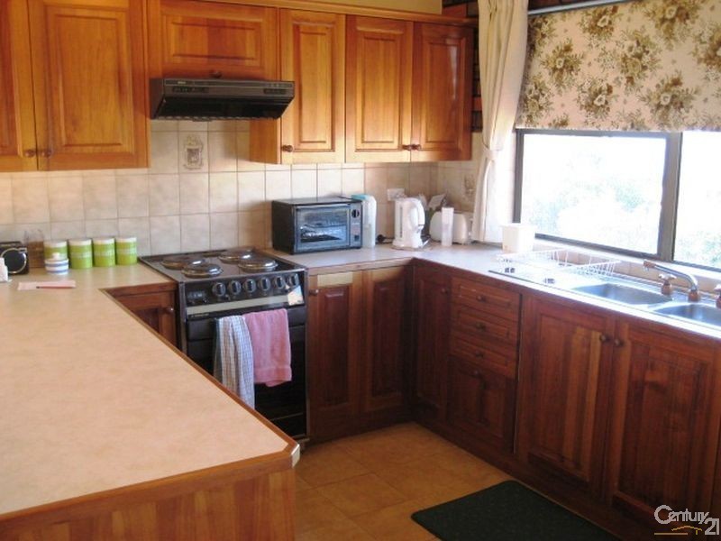 93 Esplanade, Aldinga Beach SA 5173