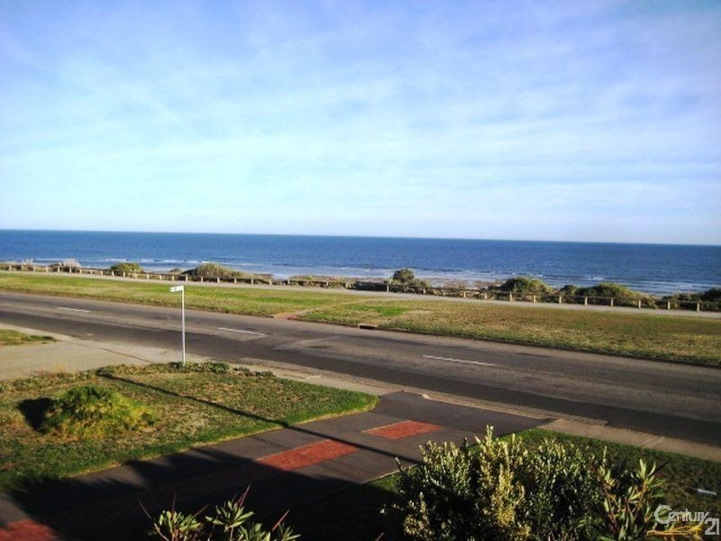 93 Esplanade, Aldinga Beach SA 5173