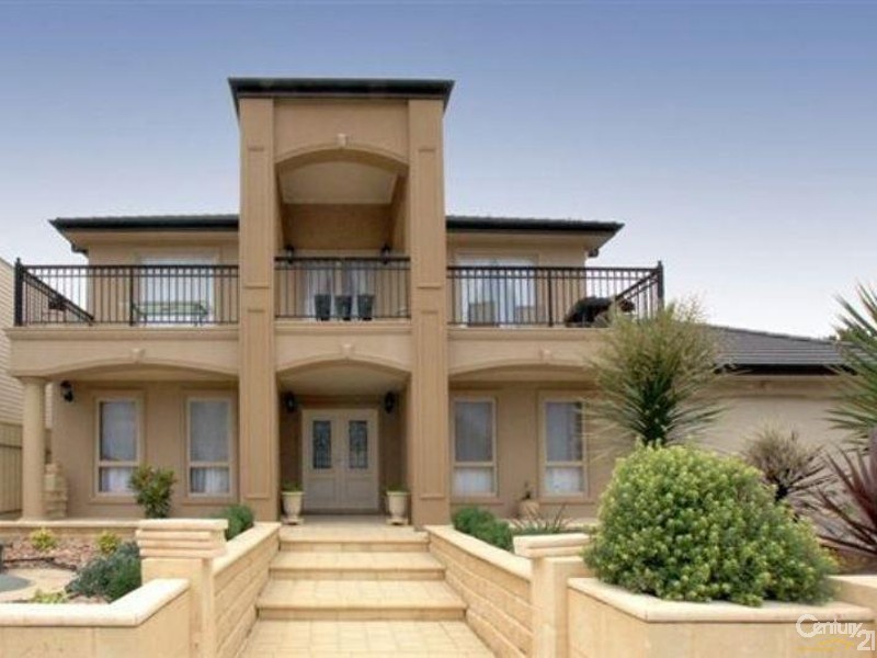 8 Riviera Road, Sellicks Beach SA 5174