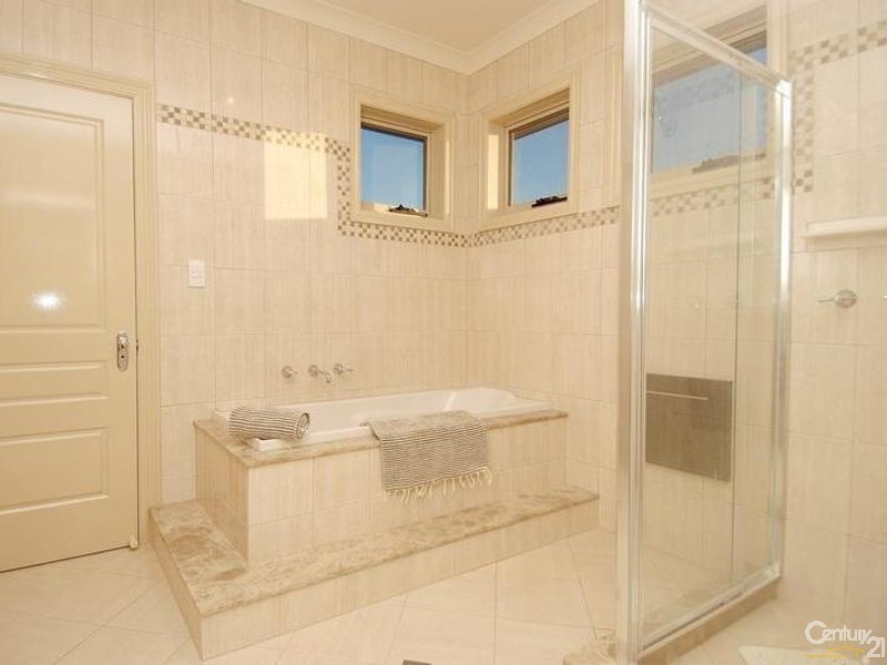 8 Riviera Road, Sellicks Beach SA 5174