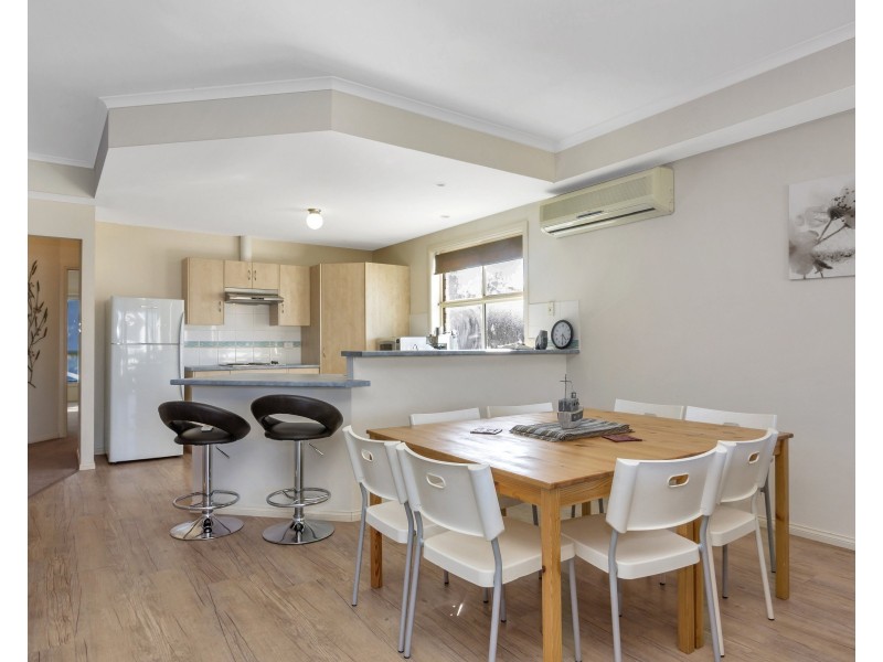 4 Seaborne Avenue, Port Willunga SA 5173