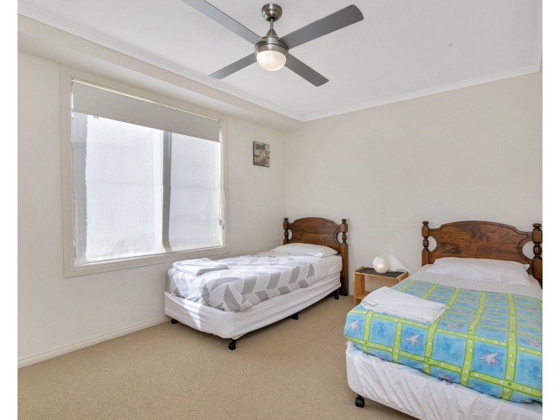 4 Seaborne Avenue, Port Willunga SA 5173