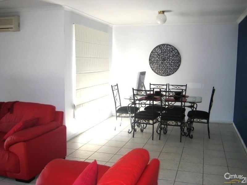 2/1-5 Englewood Close, Seaford Rise SA 5169