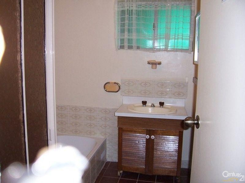 2 Atkinson Crescent, Aldinga Beach SA 5173