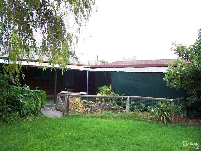 2 Atkinson Crescent, Aldinga Beach SA 5173