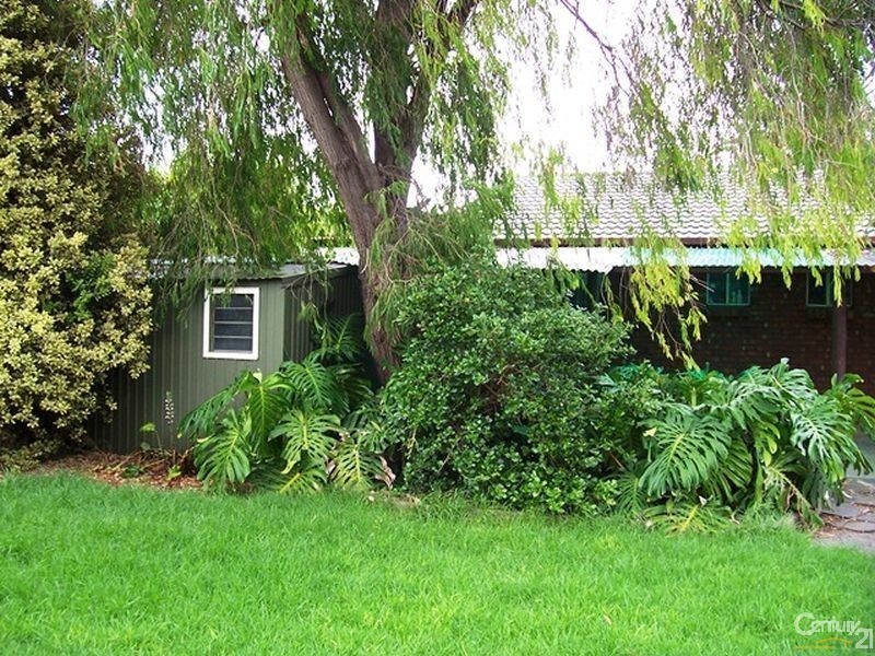 2 Atkinson Crescent, Aldinga Beach SA 5173