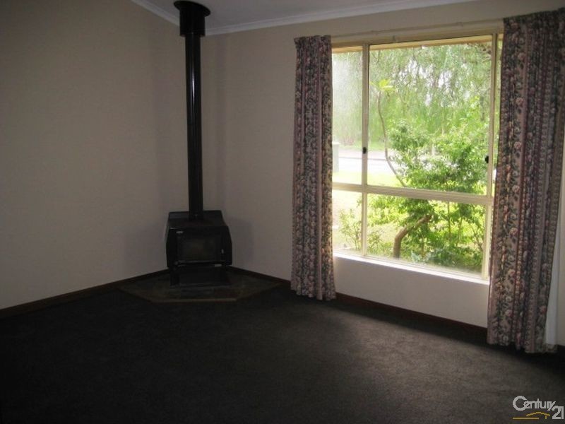 8 St Nicholas Avenue, Port Willunga SA 5173