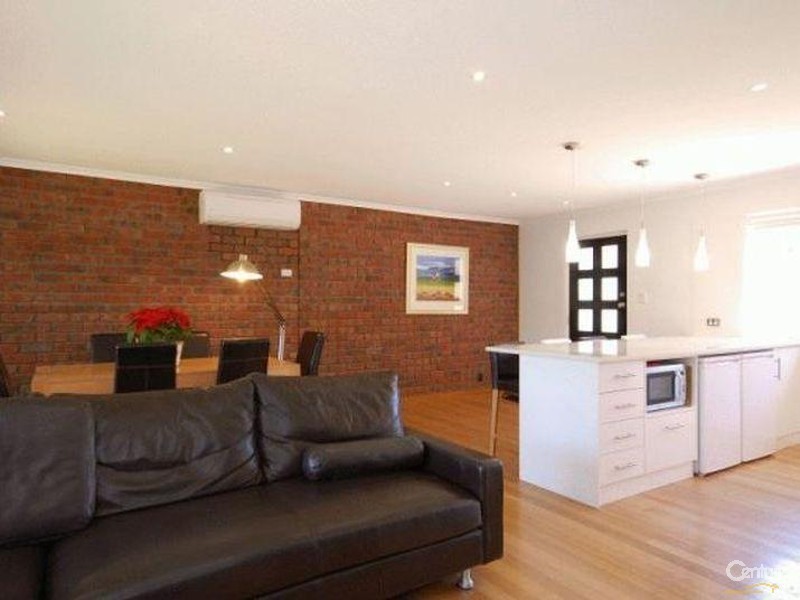 51 Port Road, Port Willunga SA 5173