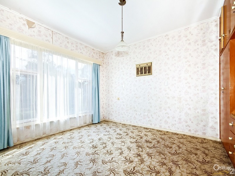 61 Whinnerah Avenue, Aldinga Beach SA 5173