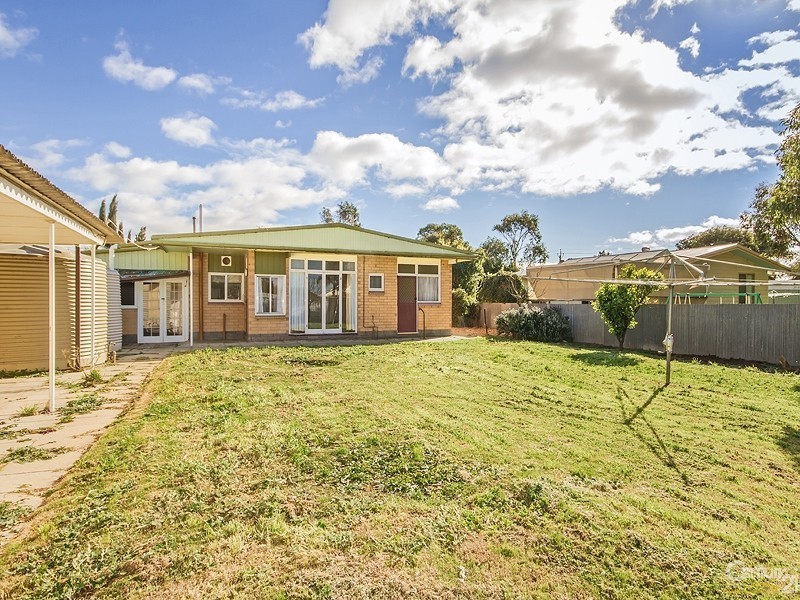 61 Whinnerah Avenue, Aldinga Beach SA 5173