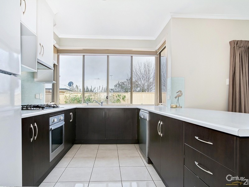 6 Nicholl Avenue, Aldinga Beach SA 5173