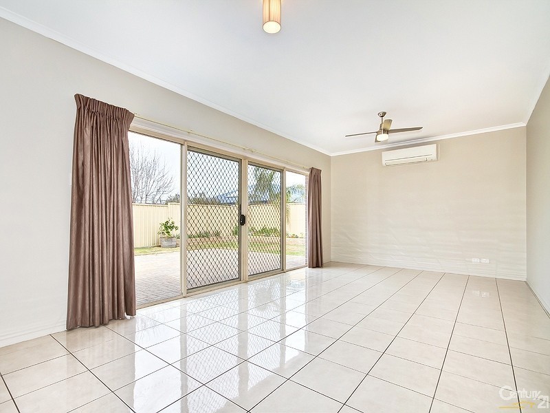 6 Nicholl Avenue, Aldinga Beach SA 5173