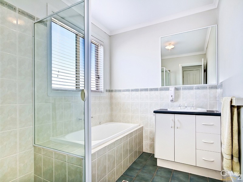3 Urchin Crescent, Aldinga Beach SA 5173