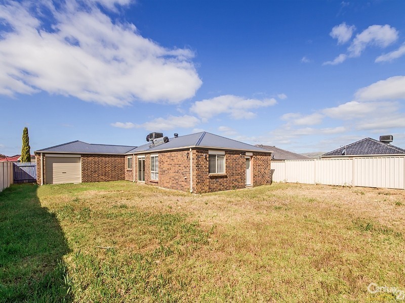 3 Urchin Crescent, Aldinga Beach SA 5173