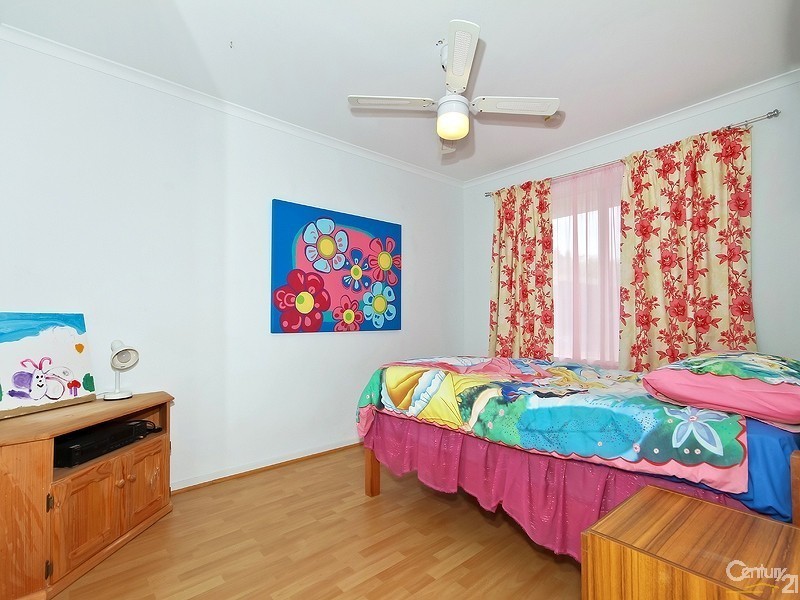 4 Coral Avenue, Port Willunga SA 5173